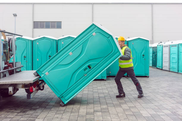 Best High-end porta potty rental  in Oakwood, IL