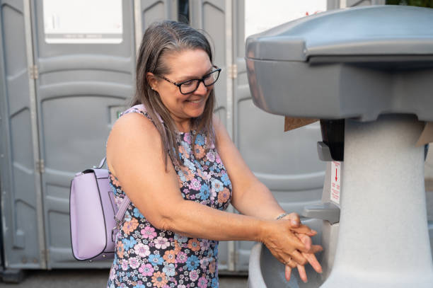 Portable Toilet Options We Offer in Oakwood, IL